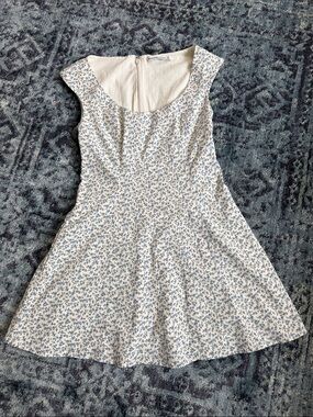 Abercrombie and fitch- Blue/White floral dress